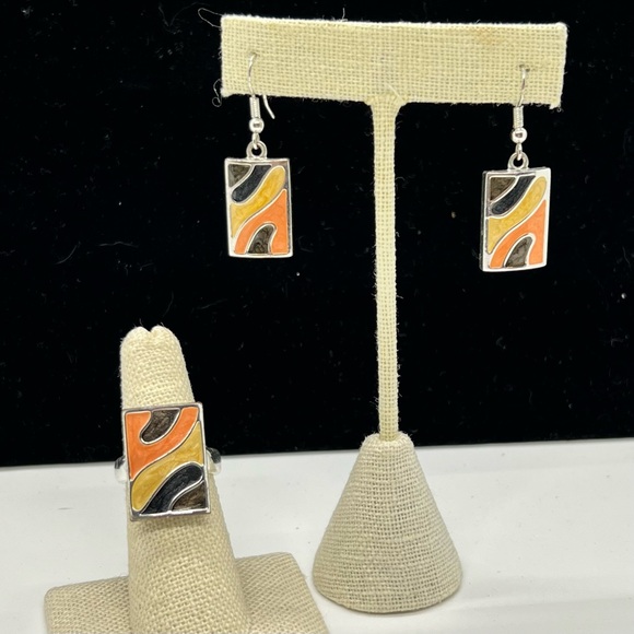 DaVinci Jewelry - NWOT DaVinci Silver Plated Enamel Ring & Earrings Set